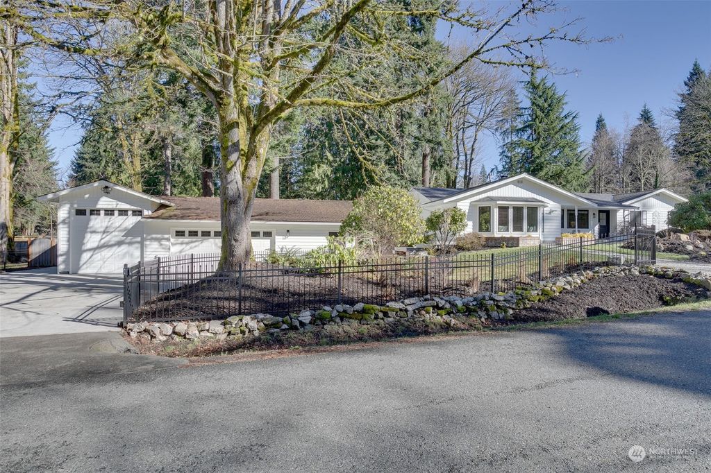 Photo of 13515 Aspen Way, Snohomish, WA 98296 (MLS # 2200725)