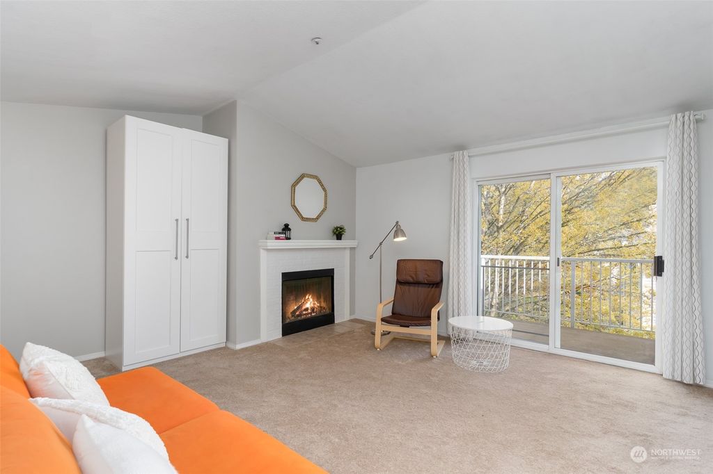 Photo of 19230 Forest Park Drive NE #K-335, Lake Forest Park, WA 98155 (MLS # 2058213)