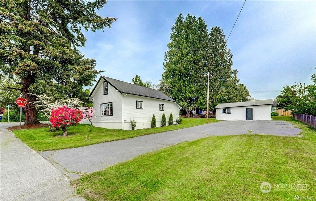 Photo of 1815 Fourth Street, Snohomish, WA 98290 (MLS # 2006208)