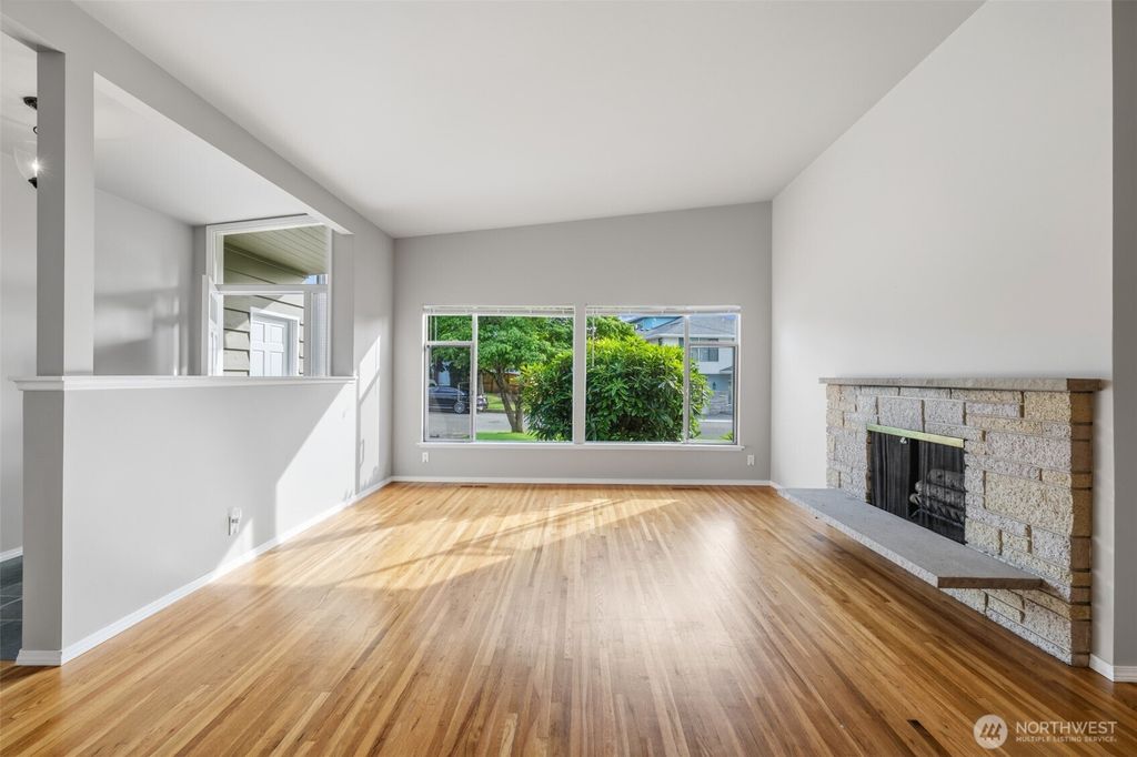 Photo of 134 160th Place SE, Bellevue, WA 98008 (MLS # 2541223)