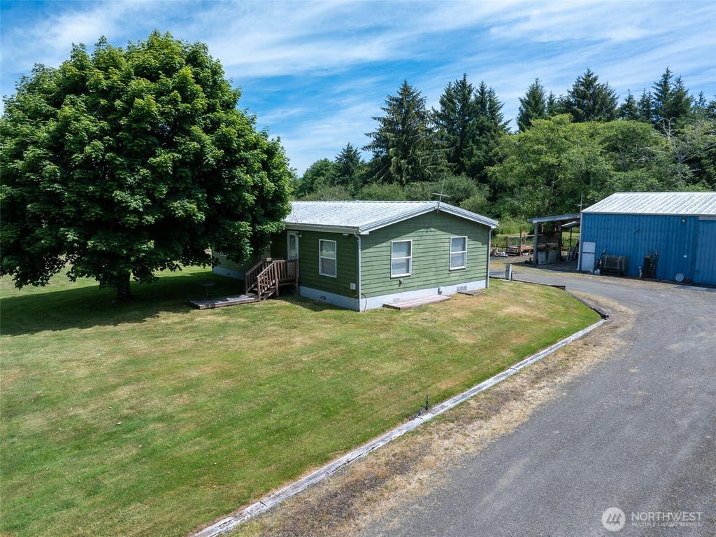Photo of 6912 Newt Lane, Long Beach, WA 98631 (MLS # 2555575)
