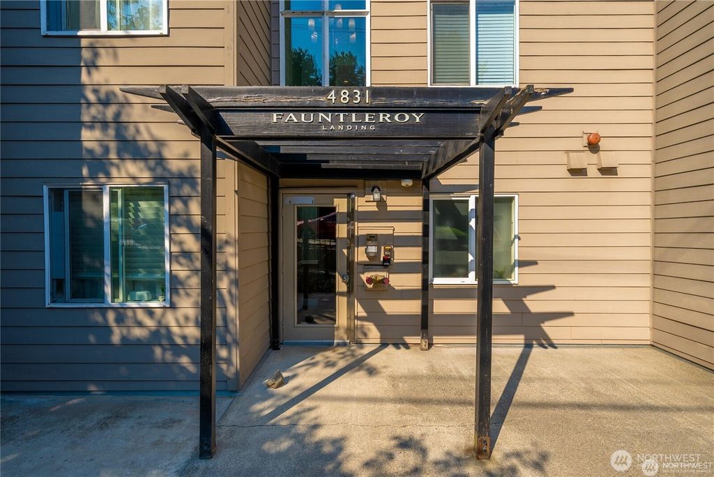 Photo of 4831 Fauntleroy Way SW #401, Seattle, WA 98116 (MLS # 2461404)
