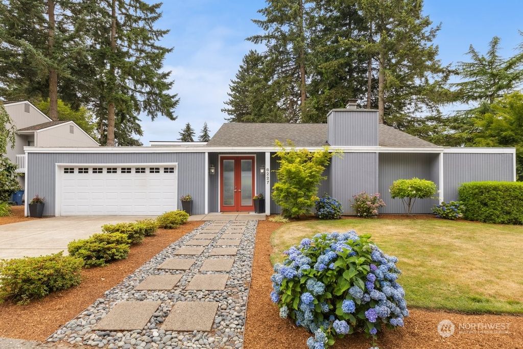 Photo of 6227 146th Avenue NE, Redmond, WA 98052 (MLS # 2275439)