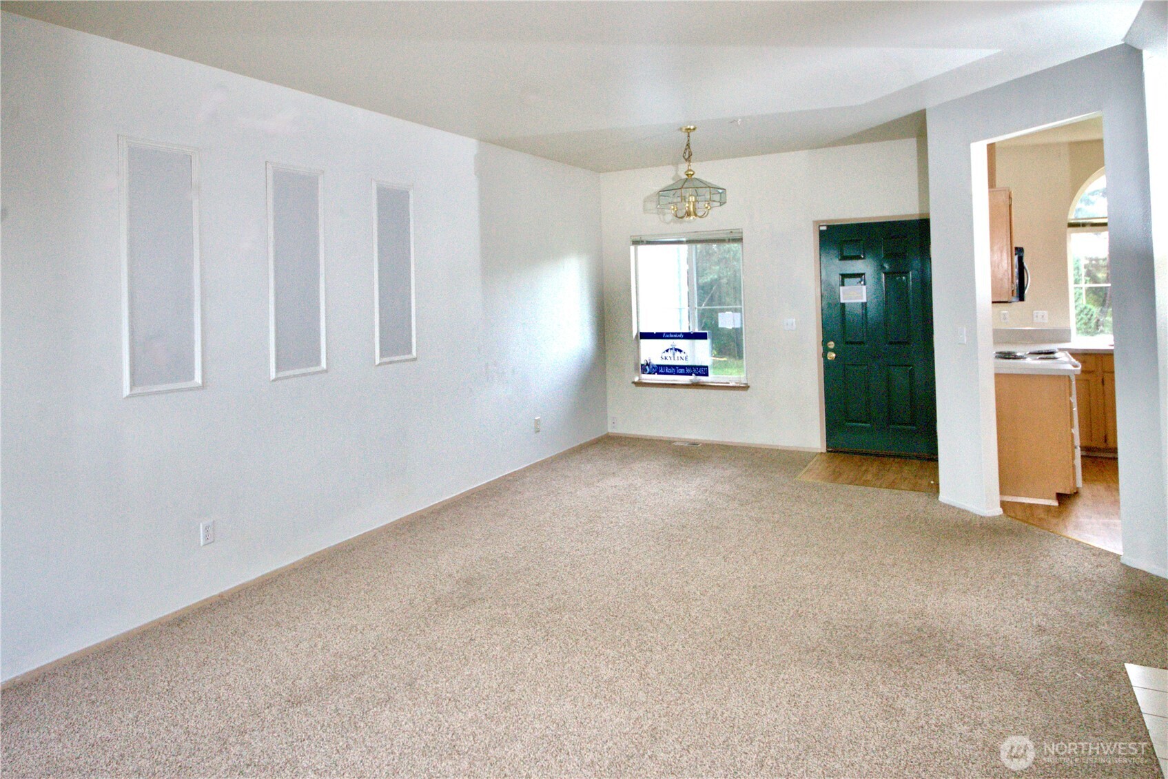 6317 Barstow Lane SE 8