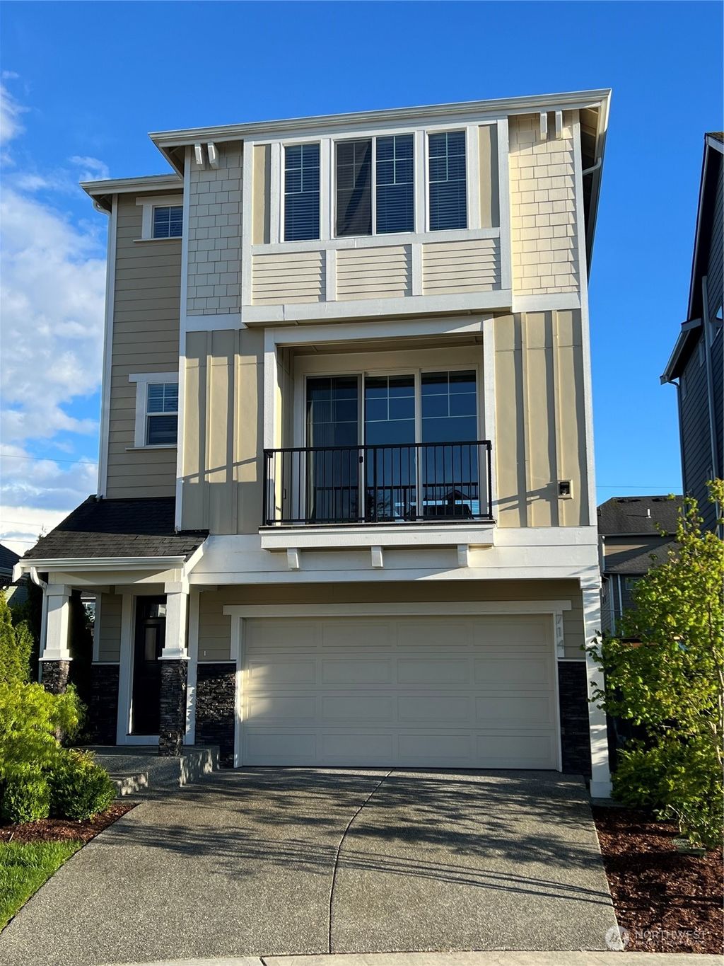 Photo of 714 205th Place SW, Lynnwood, WA 98036 (MLS # 2229862)