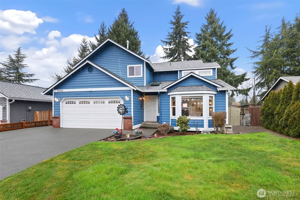 Photo of 12916 SE 317th Court, Auburn, WA 98092 (MLS # 2335608)