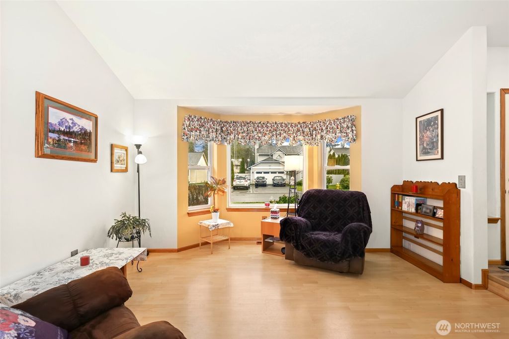 Photo of 12916 SE 317th Court, Auburn, WA 98092 (MLS # 2335608)