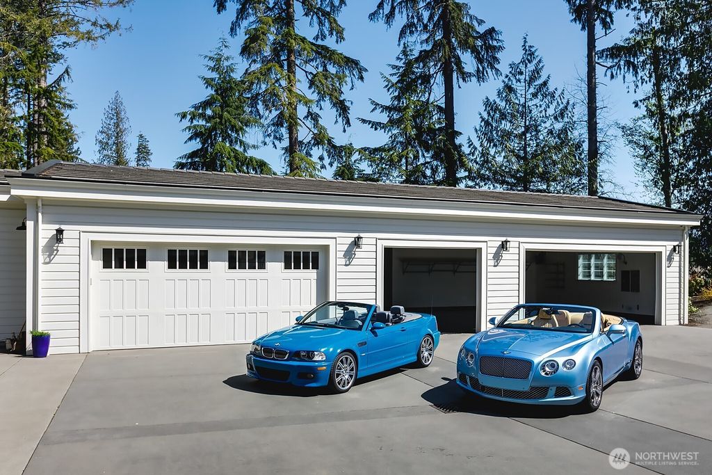 listing image 9369023415147634200