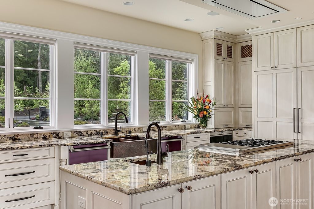 listing image 9360388625332022650
