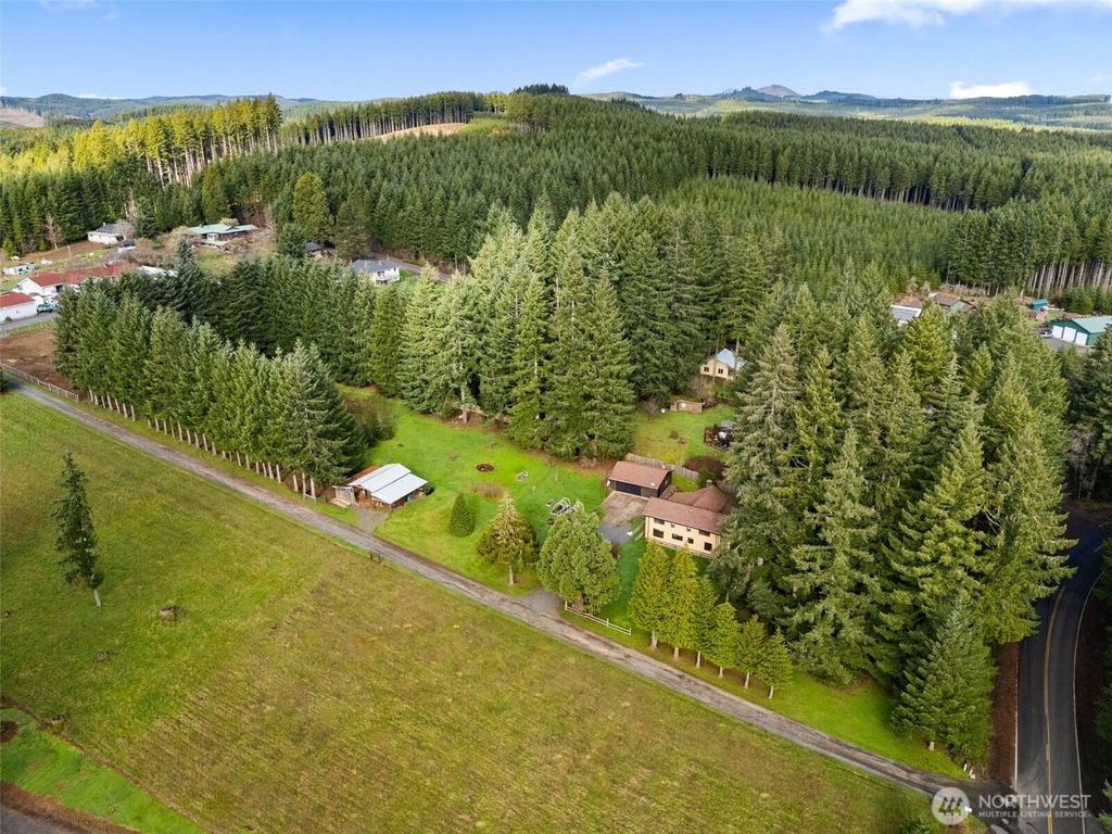 Photo of 248 Coma Road, Winlock, WA 98596 (MLS # 2480580)