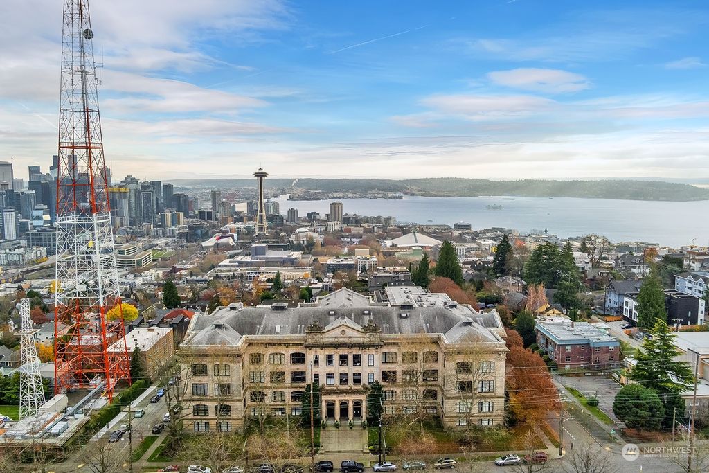 Photo of 201 Galer Street #231, Seattle, WA 98109 (MLS # 2320074)