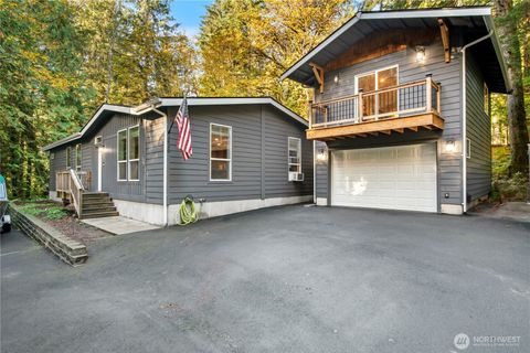 Photo of 2930 S Lake Roesiger Rd Rd, Snohomish, WA 98290 (MLS # 2447768)