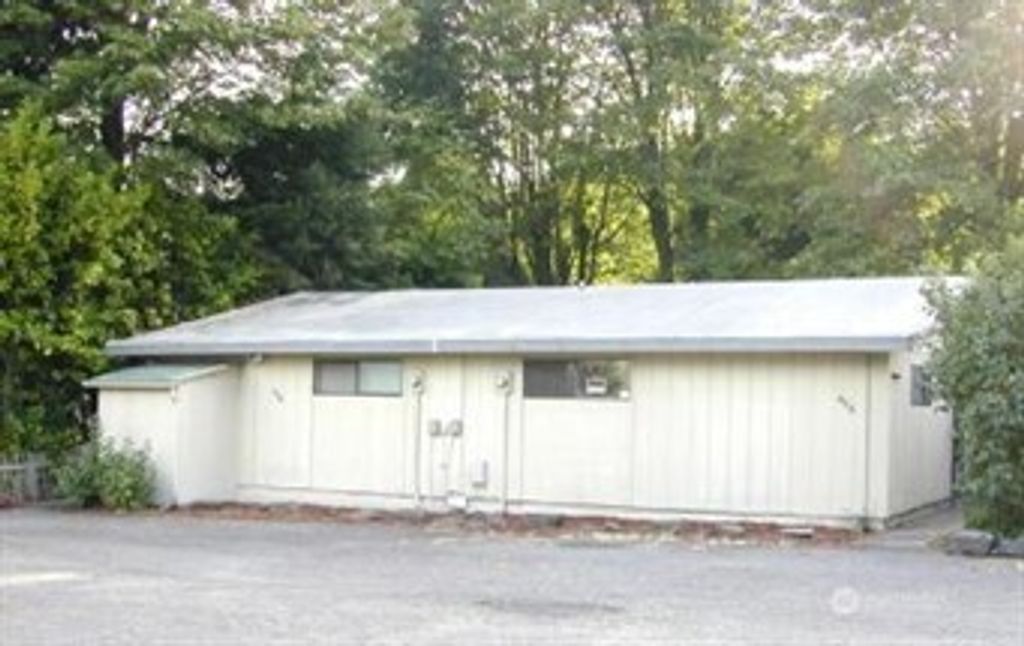 Photo of 466 Front Street N, Issaquah, WA 98027 (MLS # 2373005)