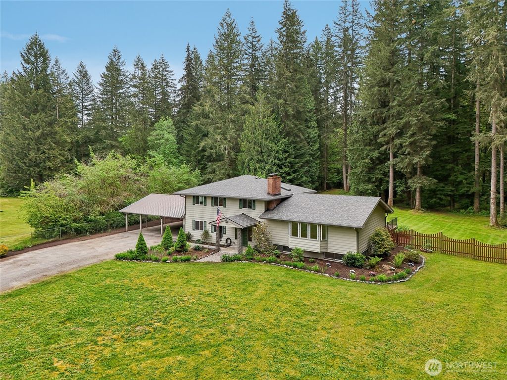 Photo of 11715 238th Street NE, Arlington, WA 98223 (MLS # 2372111)