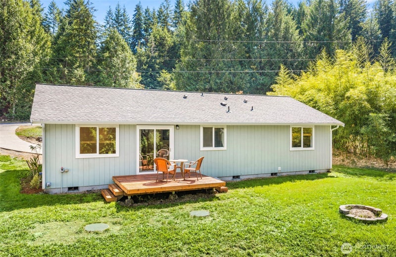 231 E Snowcap Drive