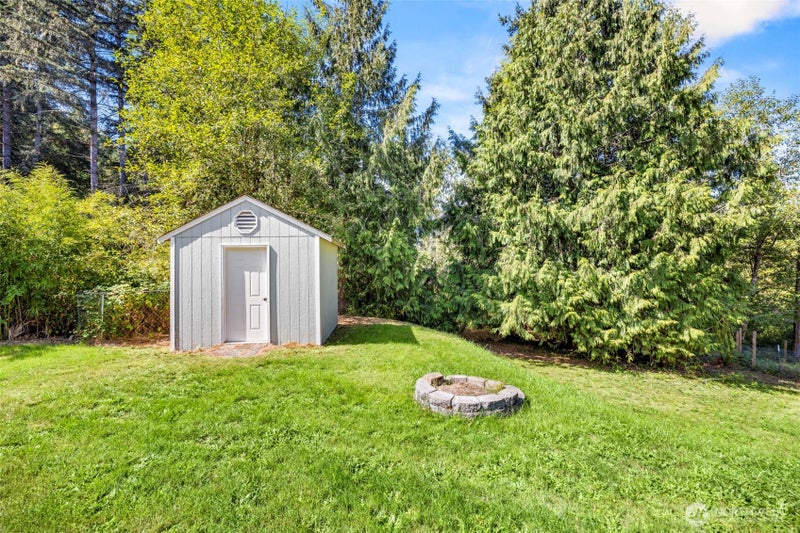 231 E Snowcap Drive