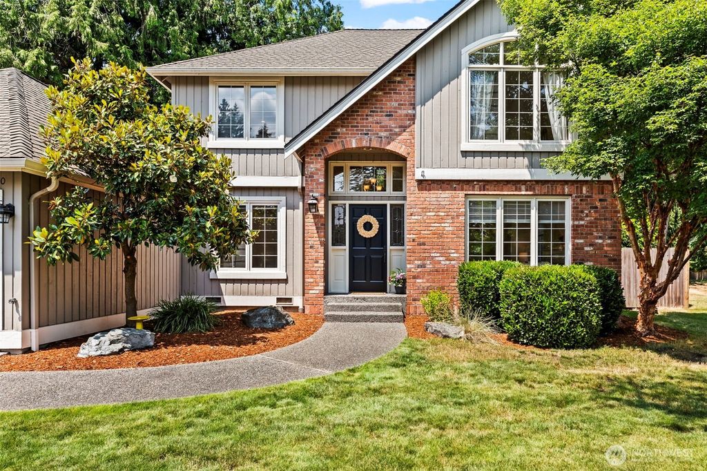 Photo of 23310 NE 22nd Street, Sammamish, WA 98074 (MLS # 2397271)