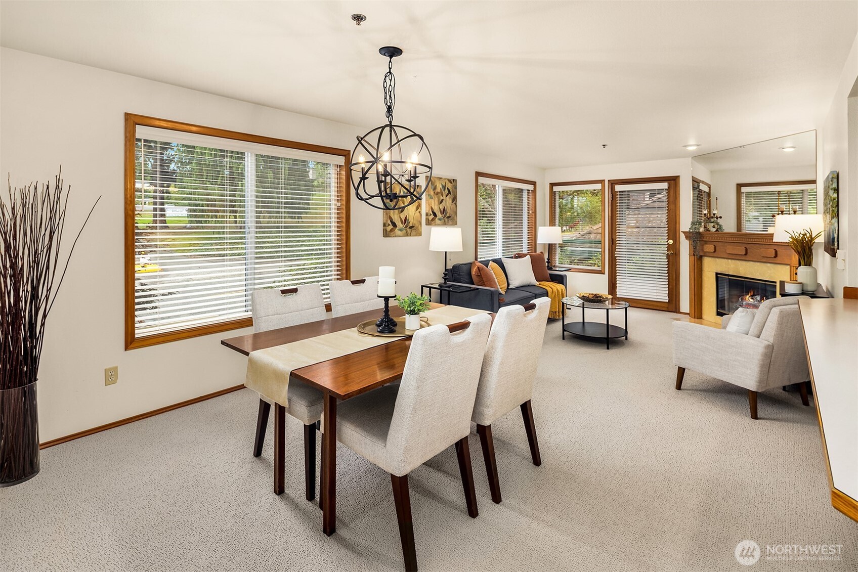 609 7th Avenue N B204