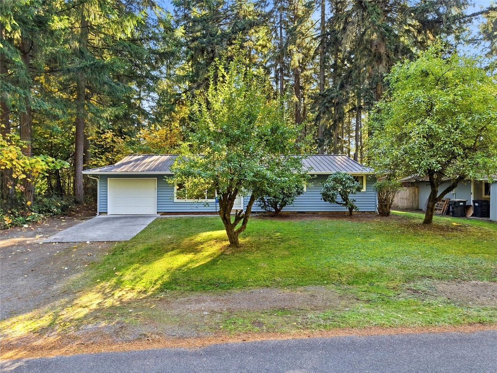 Photo of 7631 Kittiwake Drive SE, Olympia, WA 98513 (MLS # 2597794)