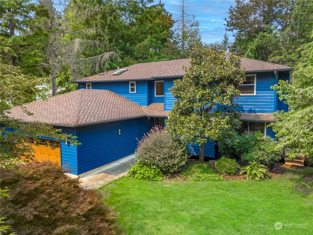 Photo of 21012 SE 256th Place, Maple Valley, WA 98038 (MLS # 2148507)