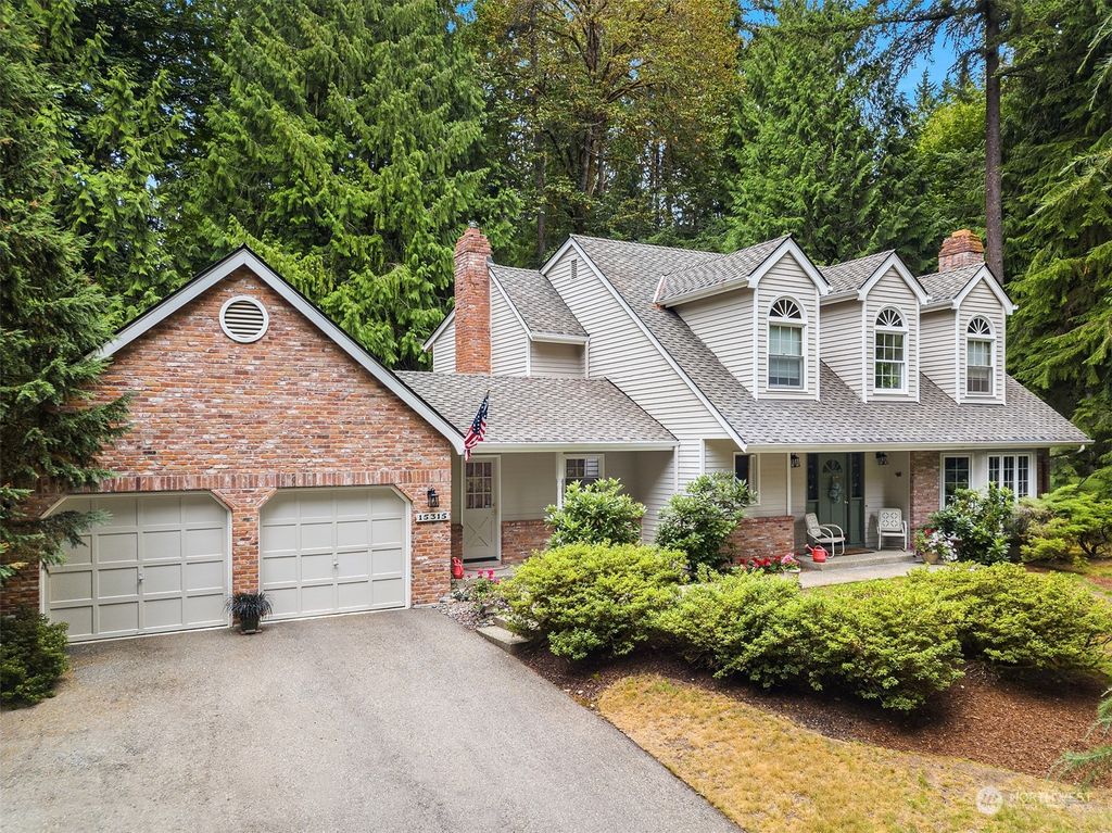 Photo of 15315 182nd Place NE, Woodinville, WA 98072 (MLS # 2143322)