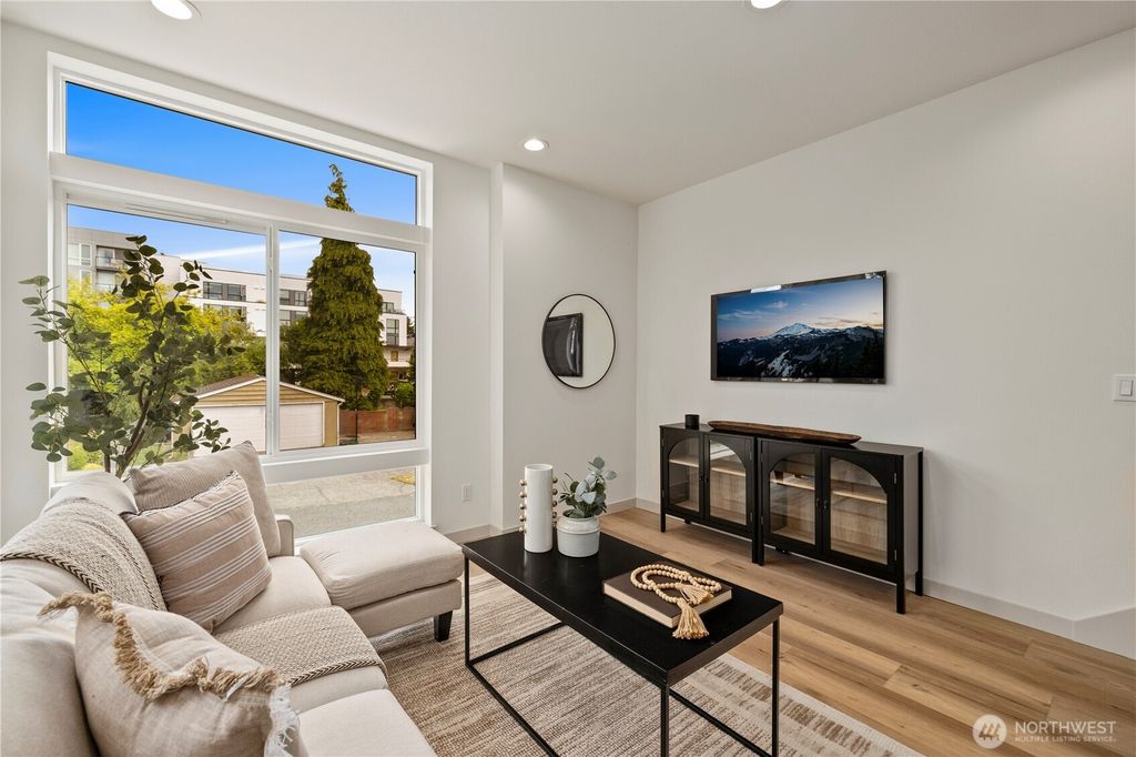 Photo of 7013 9th Avenue NE, Seattle, WA 98115 (MLS # 2470214)