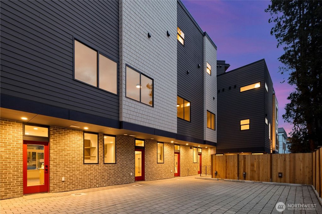 Photo of 7013 9th Avenue NE, Seattle, WA 98115 (MLS # 2470214)