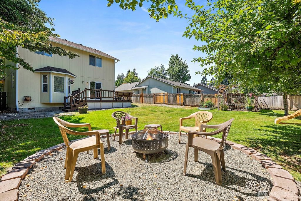 Photo of 26558 221st Avenue SE, Maple Valley, WA 98038 (MLS # 2404662)