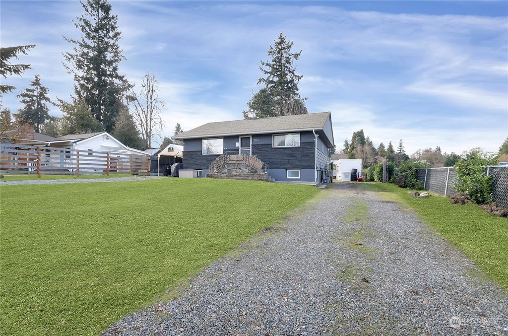 Photo of 11255 14th Avenue S, Seattle, WA 98168 (MLS # 2186304)