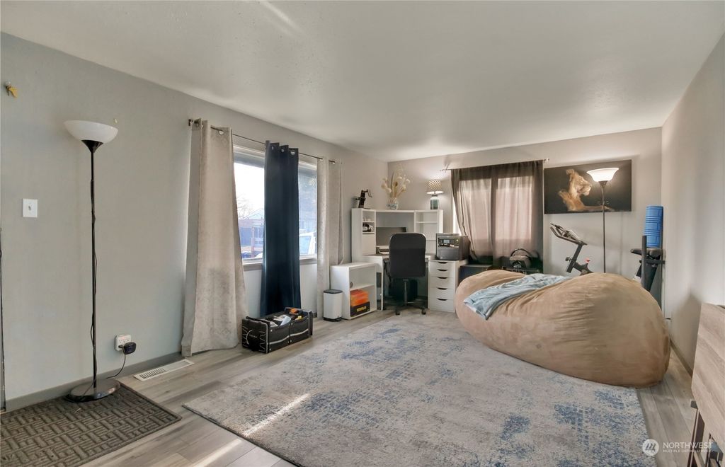 Photo of 11255 14th Avenue S, Seattle, WA 98168 (MLS # 2186304)