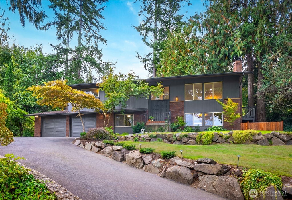 Photo of 13512 106TH DRIVE SE DR, Snohomish, WA 98296 (MLS # 2588627)