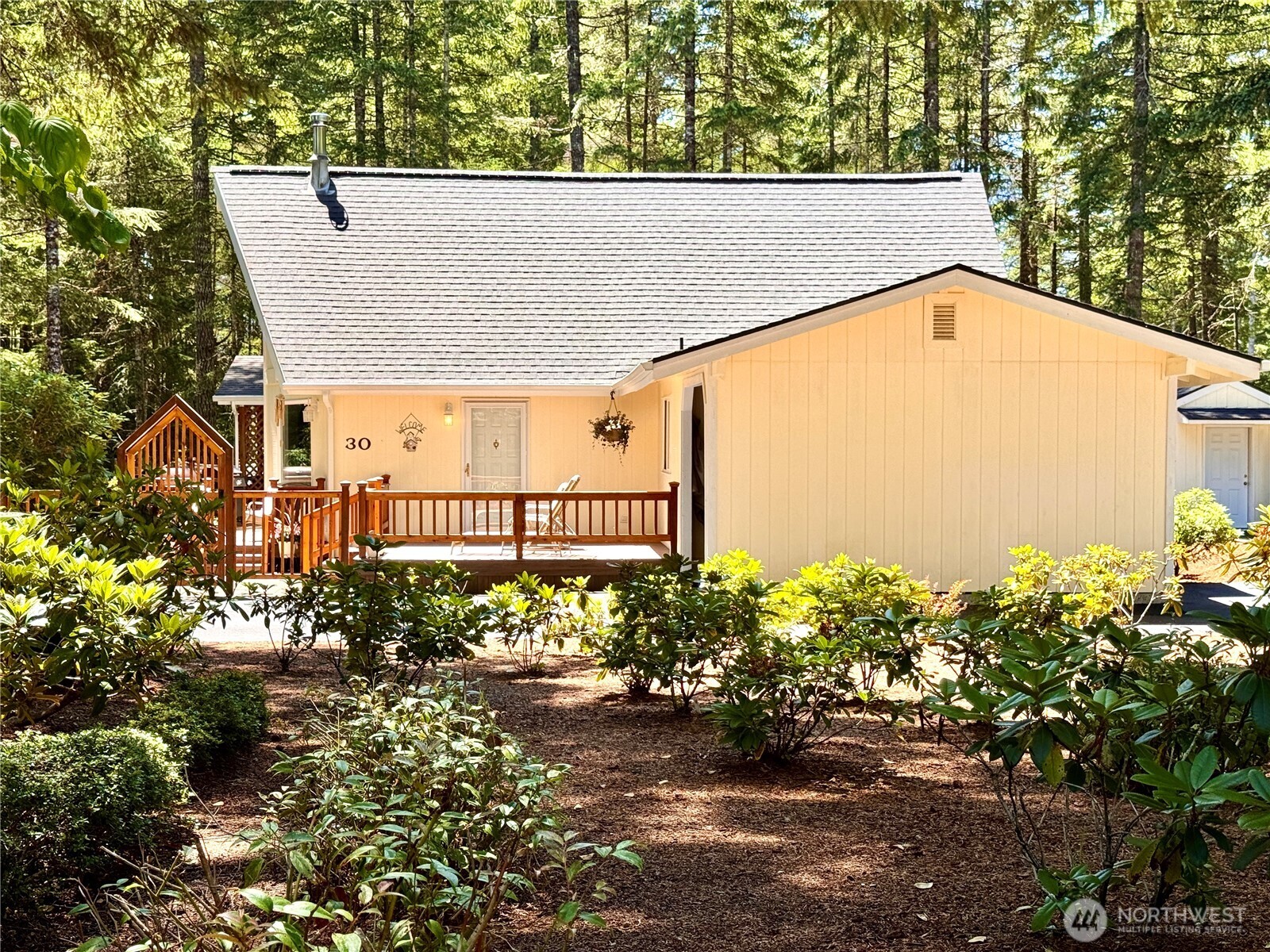 30 E Hemlock Lane
