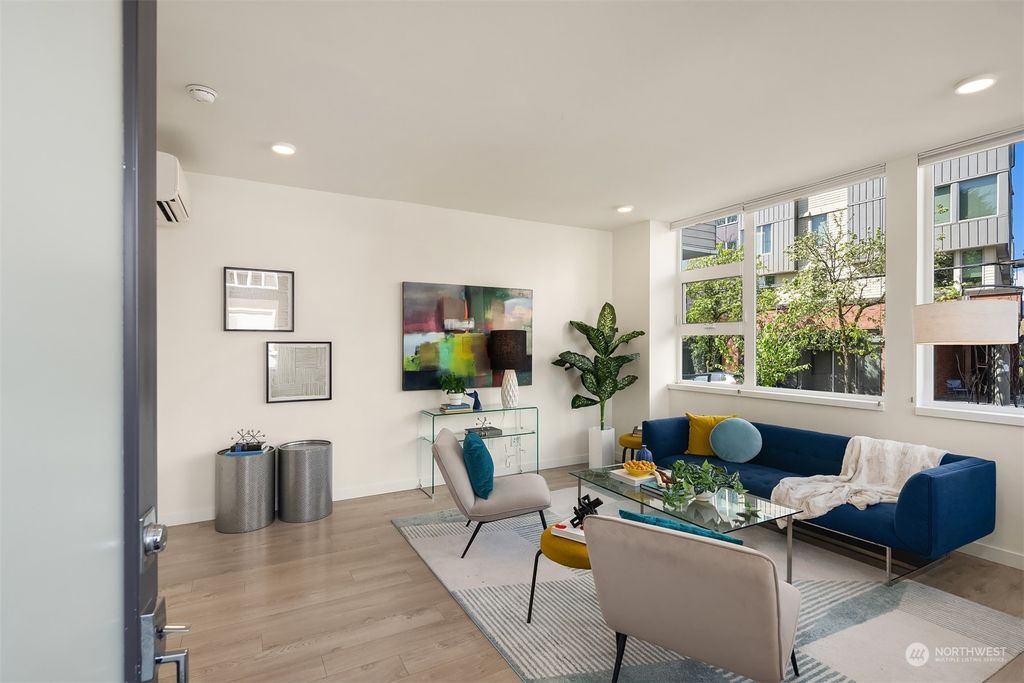 Photo of 503 NE 72nd Street #A, Seattle, WA 98115 (MLS # 2221365)