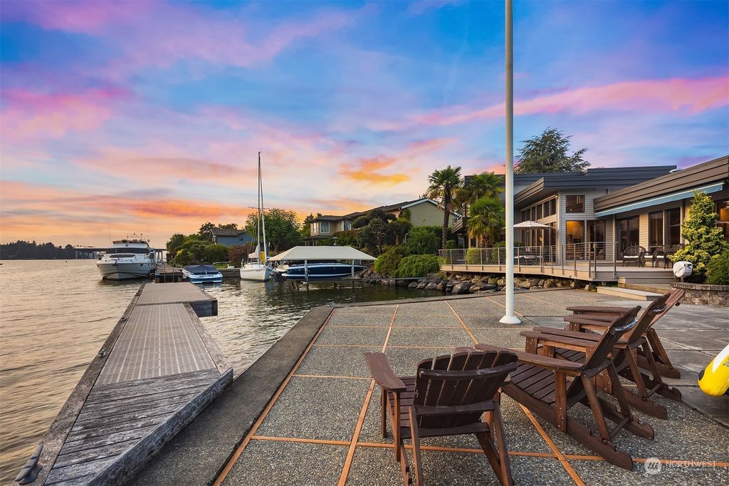 Photo of 61 Skagit Key, Bellevue, WA 98006 (MLS # 1992869)