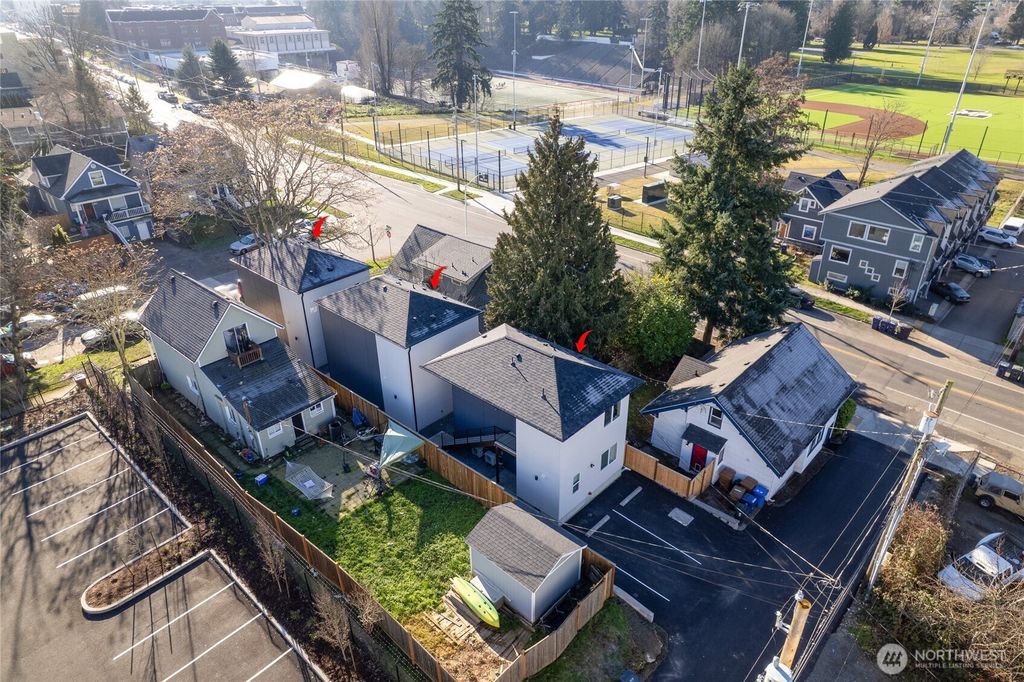 Photo of 619 S 35th Street, Tacoma, WA 98418 (MLS # 2471932)