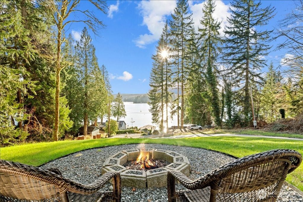 Photo of 101 S Tulloch Rd, Snohomish, WA 98290 (MLS # 2489501)