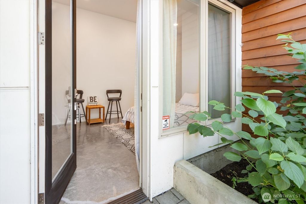Photo of 551 28th Avenue, Seattle, WA 98122 (MLS # 2445924)