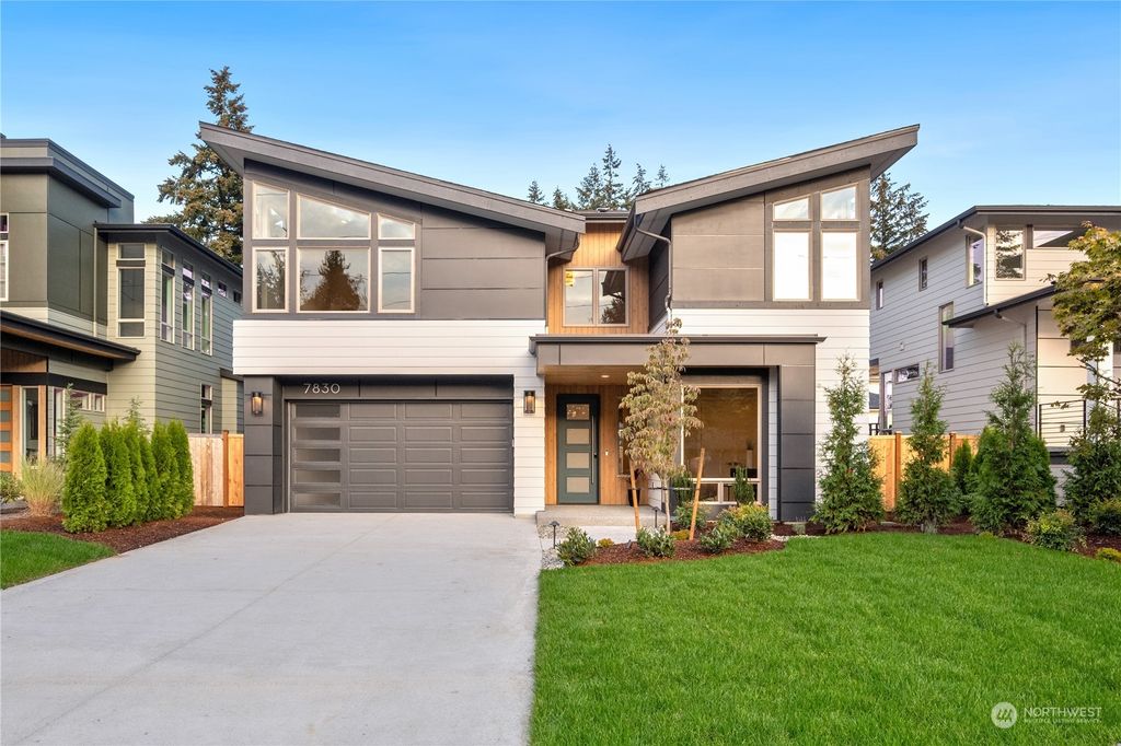 Photo of 7830 124th Avenue NE, Kirkland, WA 98033 (MLS # 2299587)