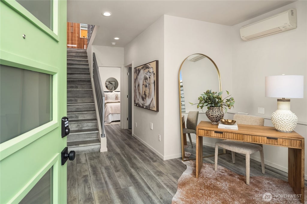 Photo of 2228 10th Ave AVE E #A, Seattle, WA 98102 (MLS # 2546407)
