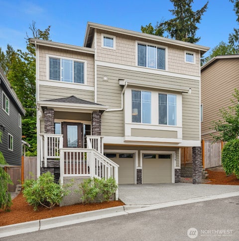 Photo of 2119 NW Lynx Loop, Issaquah, WA 98027 (MLS # 2570183)