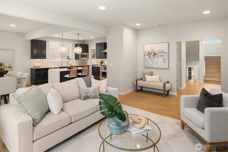 2119 NW Lynx Loop