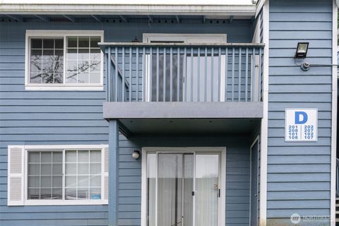 16817 Larch Way D201 Lynnwood WA 98037