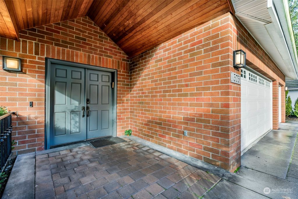 Photo of 3031 173rd Court NE, Redmond, WA 98052 (MLS # 2193528)