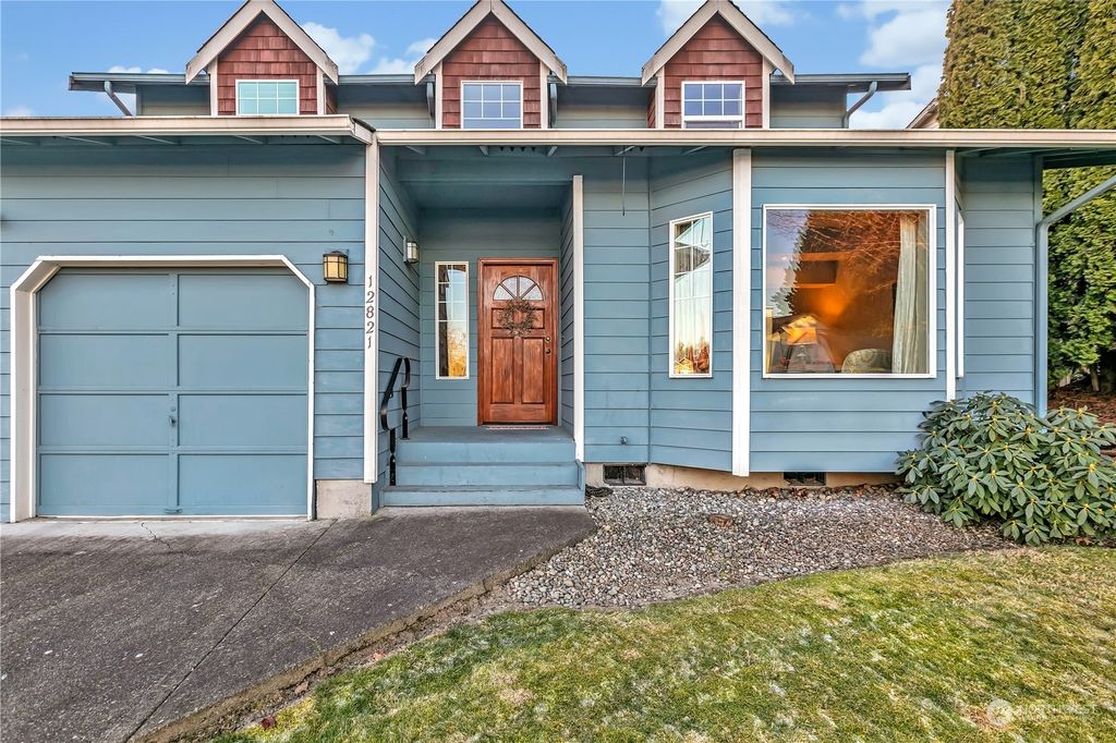 Photo of 12821 SE 276th Place, Kent, WA 98030 (MLS # 2327447)