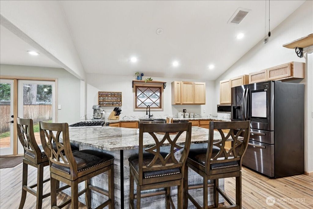 Photo of 28833 191st Place SE, Kent, WA 98042 (MLS # 2456752)