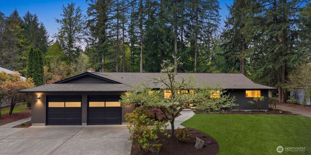Photo of 32433 194th Avenue SE, Kent, WA 98042 (MLS # 2514438)