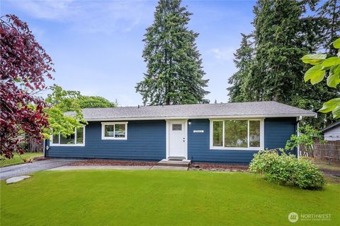 Photo of 12611 106th Ave Court E, Puyallup, WA 98374 (MLS # 2516638)