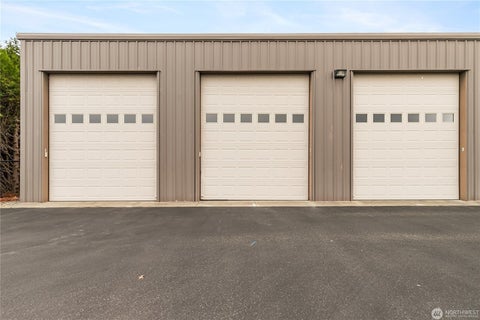 Photo of 2305 Leatherwood Dr. PL #2, Lynden, WA 98264 (MLS # 2596329)