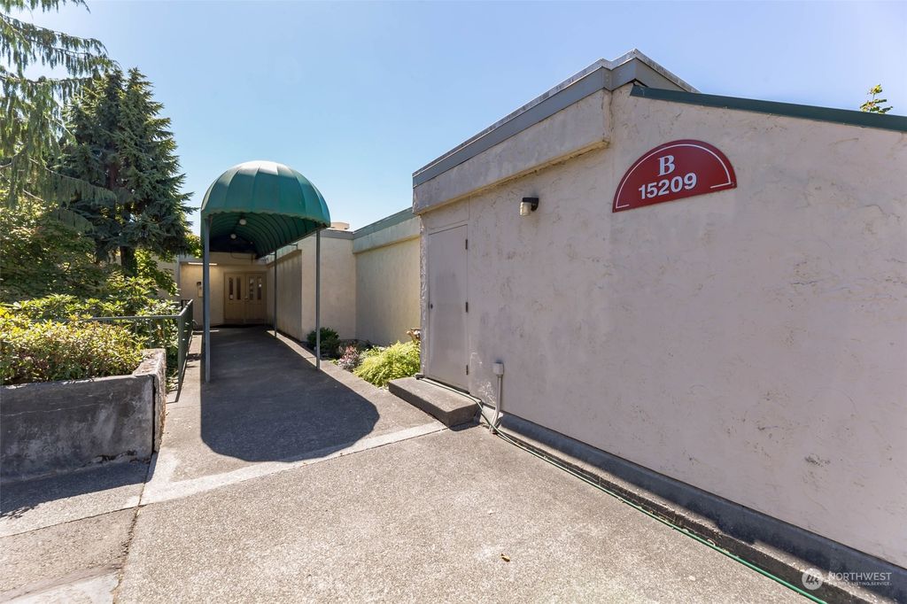 Photo of 15209 Sunwood Boulevard #B31, Tukwila, WA 98188 (MLS # 2152537)