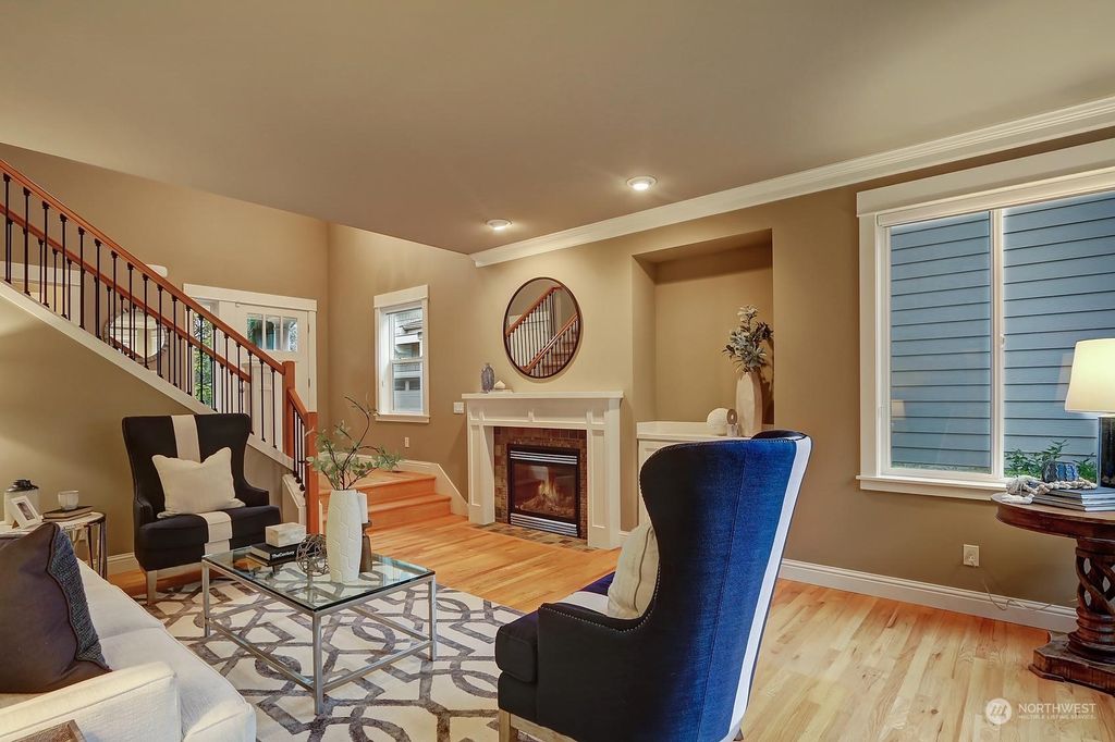 Photo of 818 Kirkland Avenue, Kirkland, WA 98033 (MLS # 2028162)